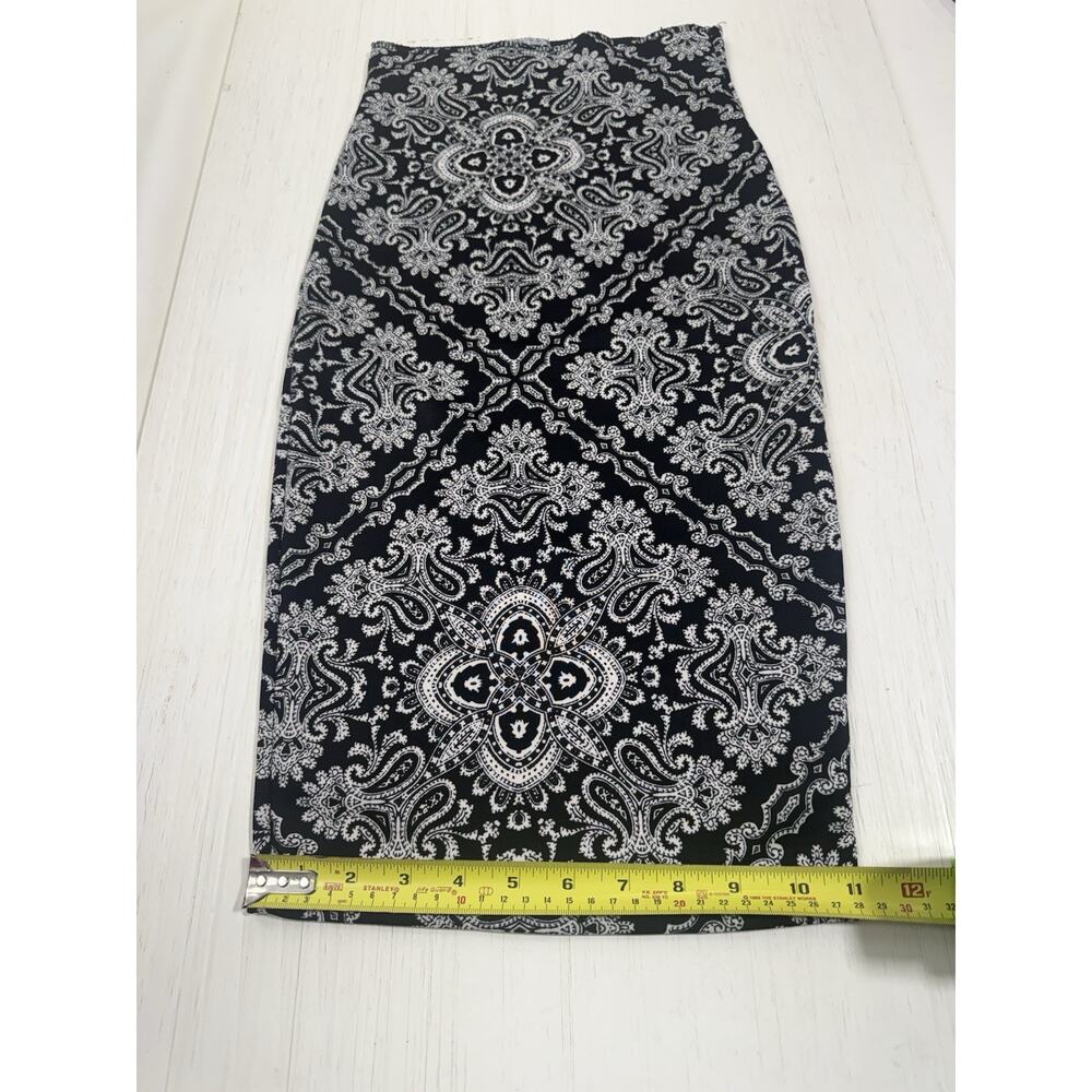 Charlotte Russe Black White Skirt Women's Size XS - Picture 8 of 14